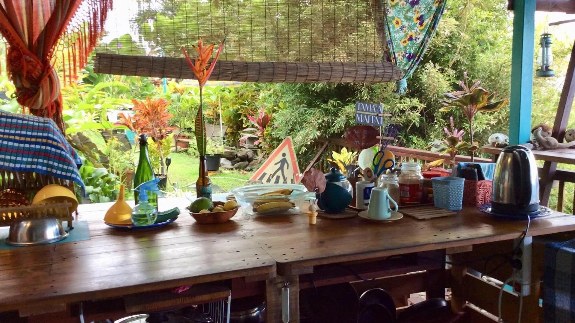 L'Auberge De Jeunesse Tahiti Iti - Beach Hostel Afaahiti